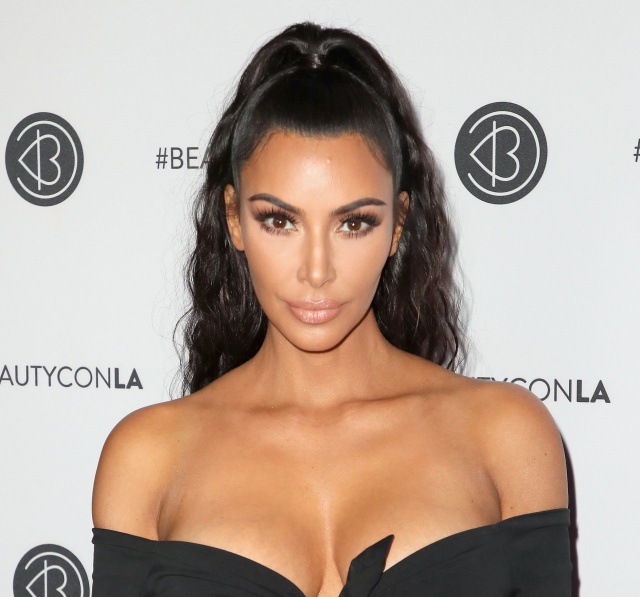 La foto de Kim Kardashian que la ha vuelto a convertir en meme La foto de Kim Kardashian que la ha vuelto a convertir en meme