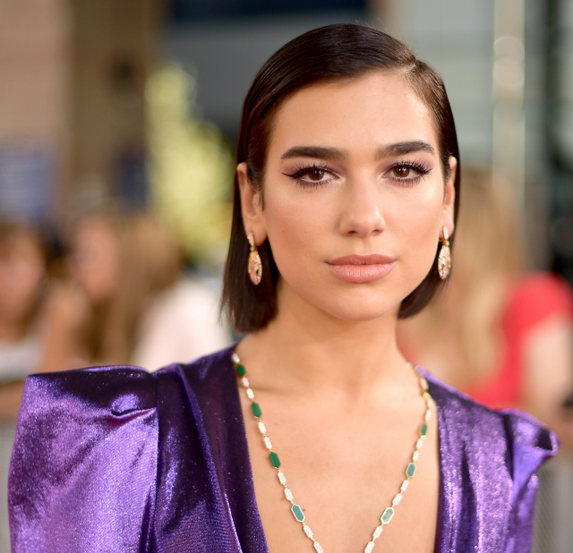 Dua Lipa cambia de look para su nuevo tema Dua Lipa cambia de look para su nuevo tema
