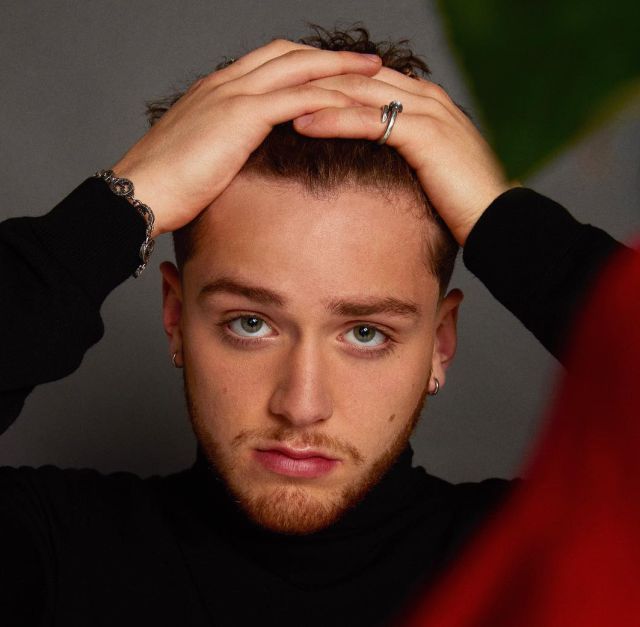 ¿Ha llegado la hora de que Bazzi debute en la lista de LOS40? ¿Ha llegado la hora de que Bazzi debute en la lista de LOS40?