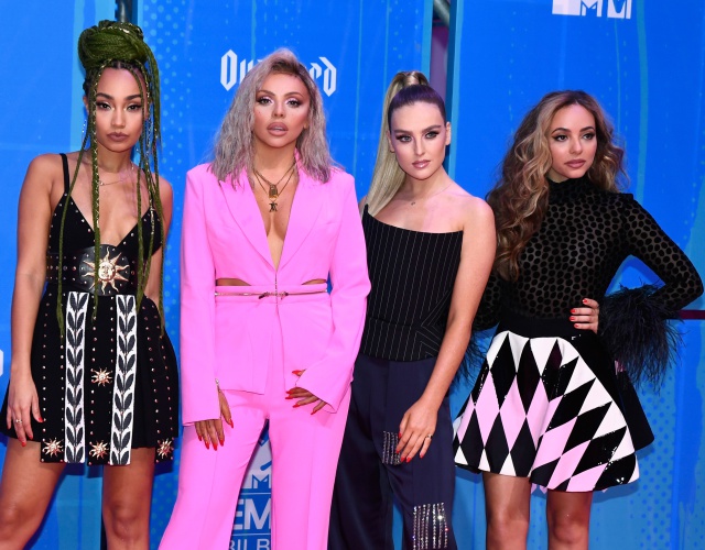 Little Mix se desnudan para exponer sus mayores críticas Little Mix se desnudan para exponer sus mayores críticas