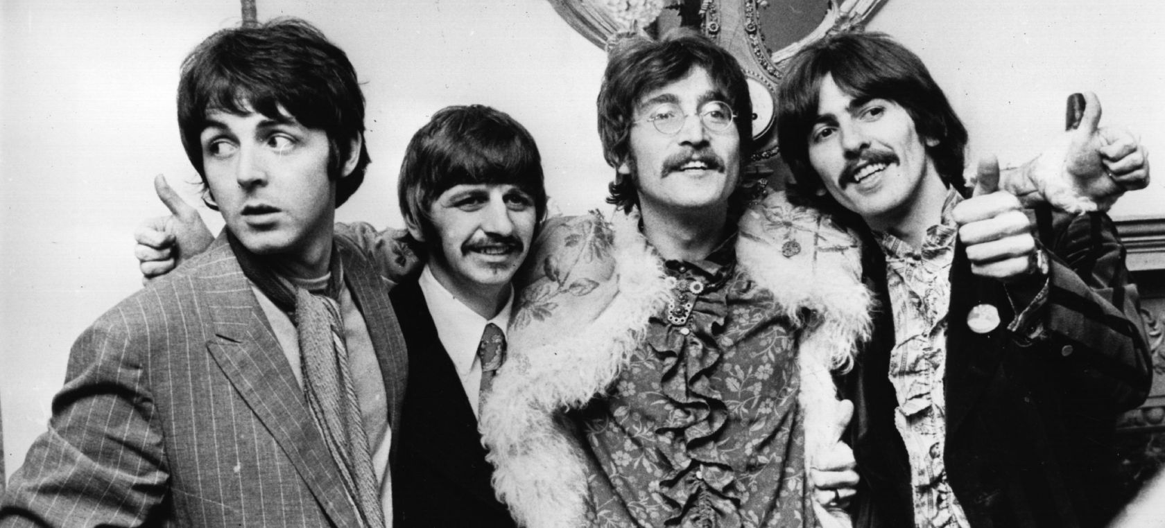 Los Beatles presentan su álbum 'Sgt Pepper's Lonely Hearts Club Band' Los Beatles presentan su álbum 'Sgt Pepper's Lonely Hearts Club Band'
