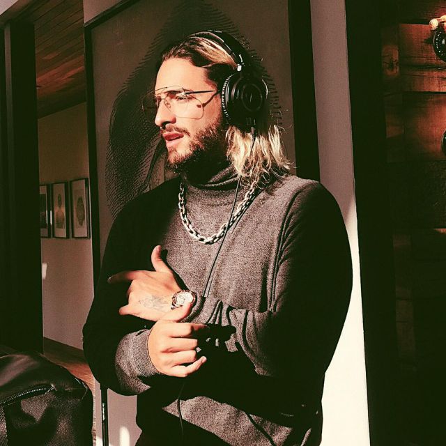 Maluma entra en quirófano Maluma entra en quirófano