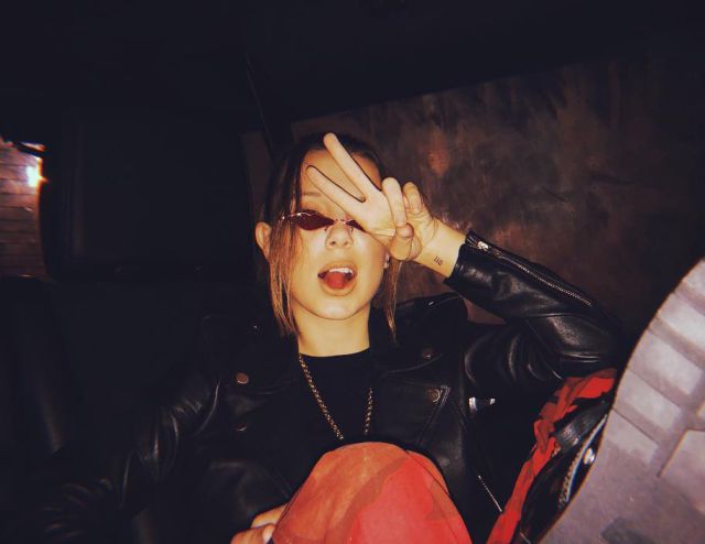 El look de Millie Bobby Brown que no gusta a todo el mundo El look de Millie Bobby Brown que no gusta a todo el mundo