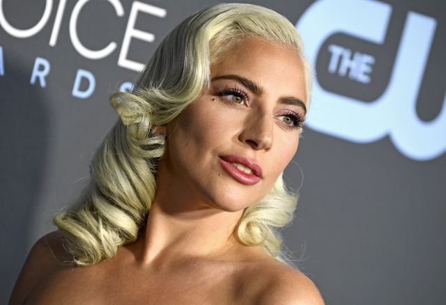 Lady Gaga y Angelia Jolie, ¿enfrentadas por un papel? Lady Gaga y Angelia Jolie, ¿enfrentadas por un papel?