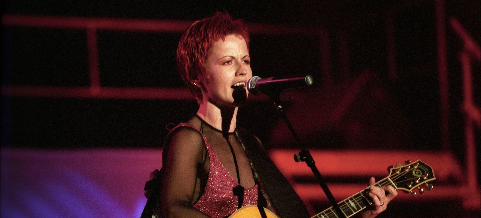 La trágica historia de ‘Zombie’ de The Cranberries, número 1 de LOS40 hace 26 años La trágica historia de ‘Zombie’ de The Cranberries, número 1 de LOS40 hace 26 años