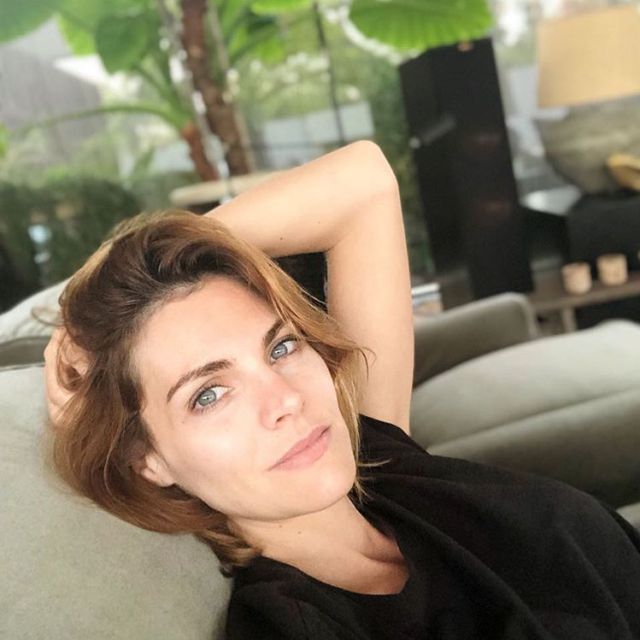 Amaia Salamanca cambia de look y nos recuerda a una mítica cantante Amaia Salamanca cambia de look y nos recuerda a una mítica cantante