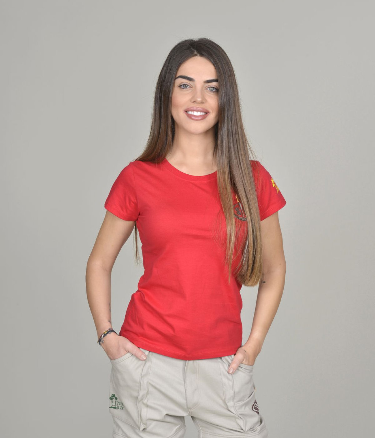 Estos son los 18 ‘Supervivientes 2019’ y sus posados (sí, también aparece Isabel Pantoja) Estos son los 18 ‘Supervivientes 2019’ y sus posados (sí, también aparece Isabel Pantoja)