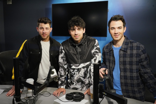 Así se prepararon los Jonas Brothers para el segundo capítulo de Juego de Tronos Así se prepararon los Jonas Brothers para el segundo capítulo de Juego de Tronos