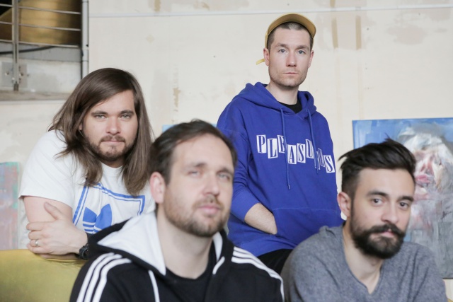 Bastille anuncia el lanzamiento de su próximo disco 'Doom Days' Bastille anuncia el lanzamiento de su próximo disco 'Doom Days'