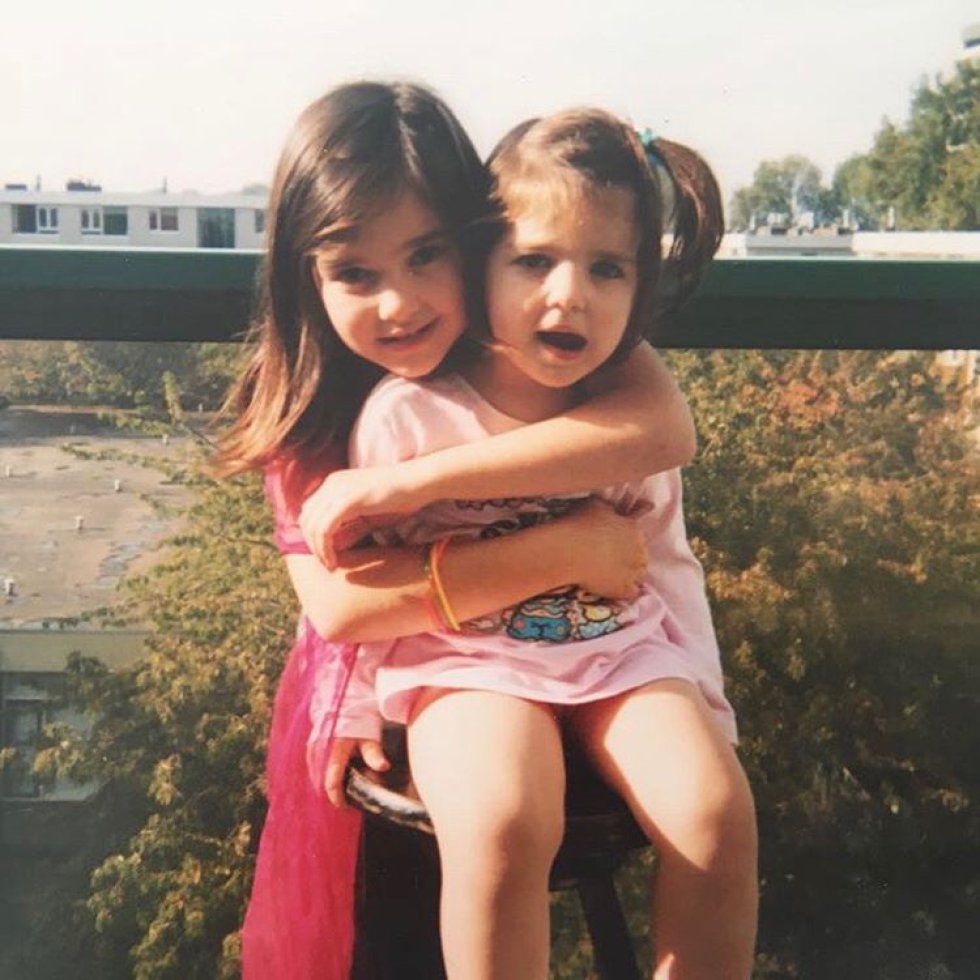 Dua Lipa abre su álbum de fotos familiar para felicitar a su hermana Dua Lipa abre su álbum de fotos familiar para felicitar a su hermana