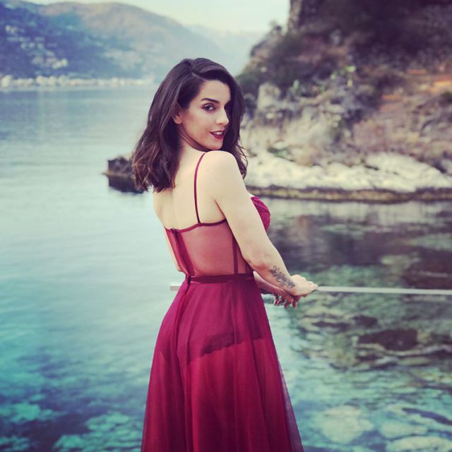 Ruth Lorenzo: “Mientras nos sigan viendo como un par de tetas y un culo andante no llegamos a ningún sitio” Ruth Lorenzo: “Mientras nos sigan viendo como un par de tetas y un culo andante no llegamos a ningún sitio”