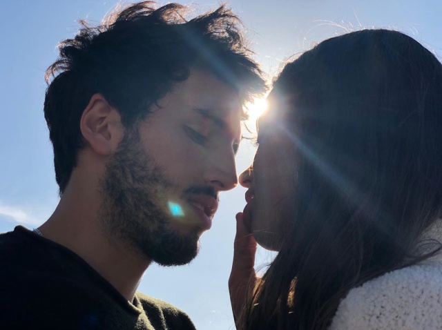 Sebastián Yatra ni confirma ni desmiente su romance con Tini Sebastián Yatra ni confirma ni desmiente su romance con Tini