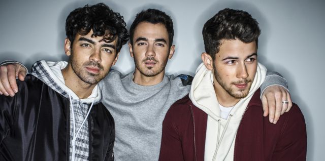 Jonas Brothers consiguen por primera vez en su carrera el Nº 1 de LOS40 Jonas Brothers consiguen por primera vez en su carrera el Nº 1 de LOS40