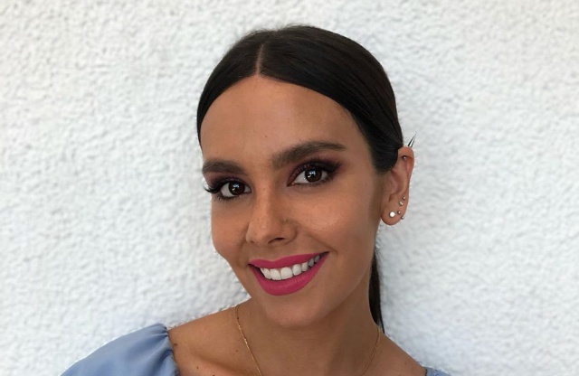 Cristina Pedroche desafía Instagram enseñando medio pecho Cristina Pedroche desafía Instagram enseñando medio pecho