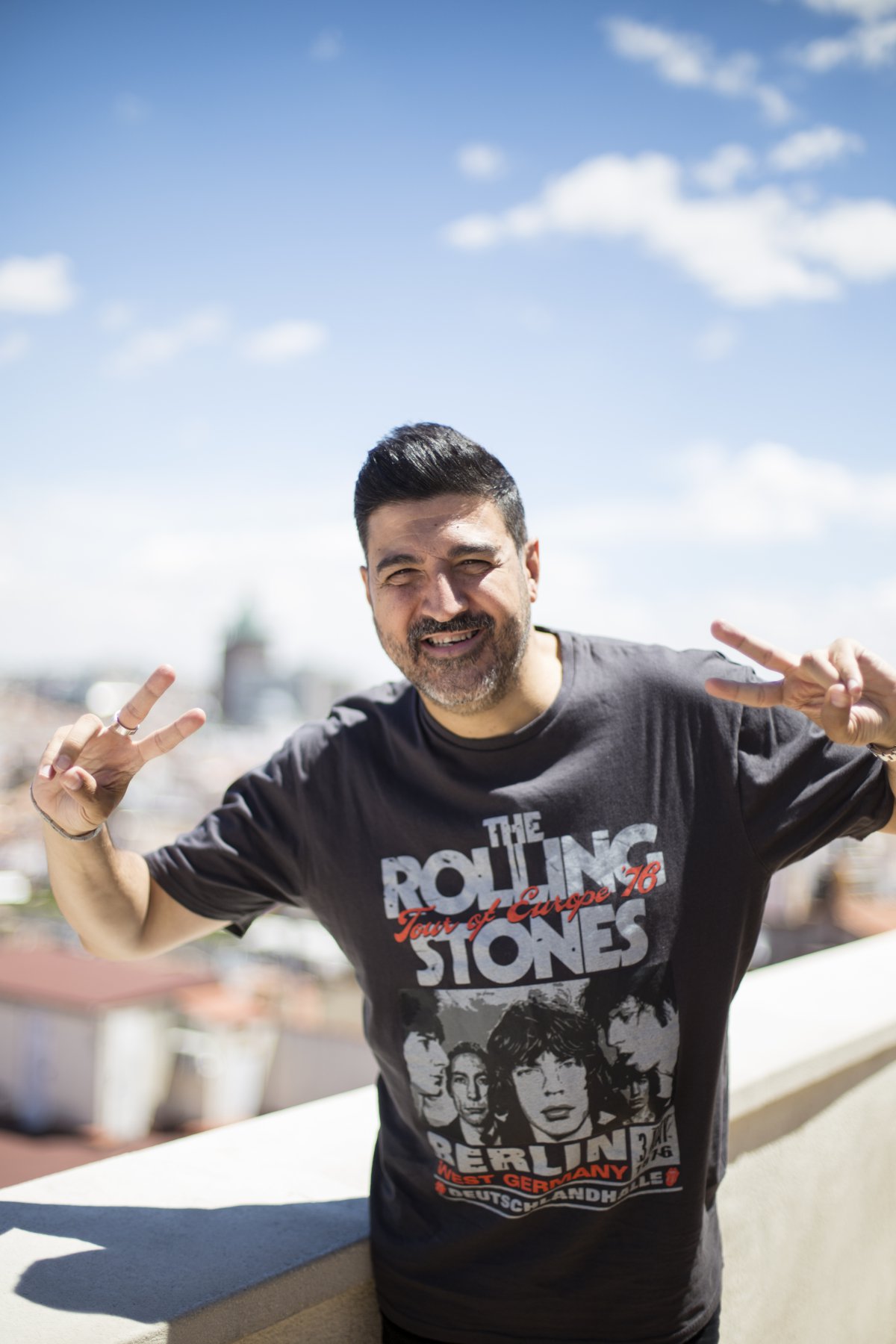 Tony Aguilar, presentador de LOS40 Tony Aguilar, presentador de LOS40