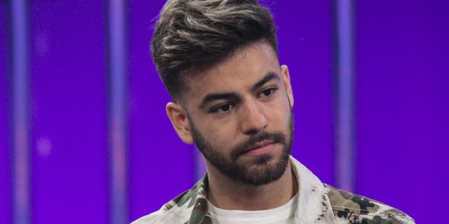 Agoney sufre un ataque homófobo en pleno directo de Instagram Agoney sufre un ataque homófobo en pleno directo de Instagram