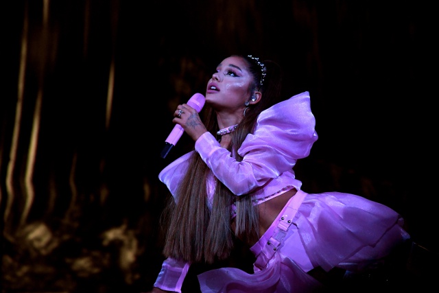 Ariana Grande no comparte adelantos de sus canciones por una simple razón Ariana Grande no comparte adelantos de sus canciones por una simple razón