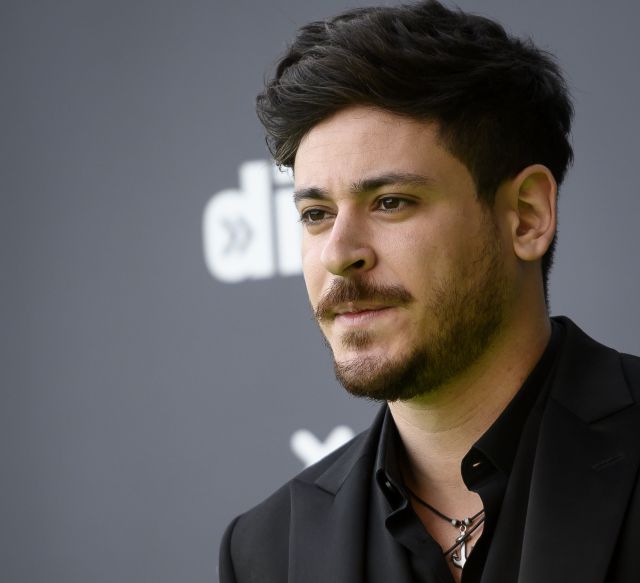 Cepeda recibe el apoyo de sus amigos tras ‘Desahogo’ y un disco de platino Cepeda recibe el apoyo de sus amigos tras ‘Desahogo’ y un disco de platino