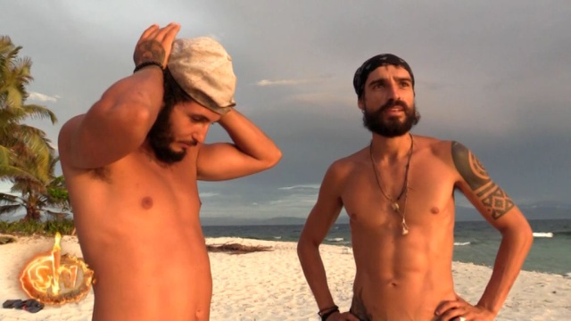‘Supervivientes’: Fabio y Omar se despiden de la isla bañándose completamente desnudos ‘Supervivientes’: Fabio y Omar se despiden de la isla bañándose completamente desnudos