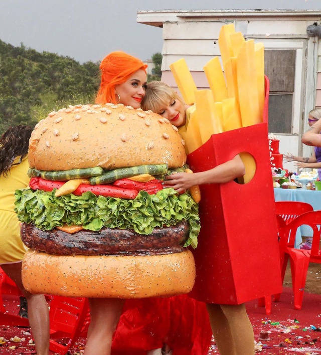 Katy Perry puso a Taylor Swift una condición para reconciliarse Katy Perry puso a Taylor Swift una condición para reconciliarse