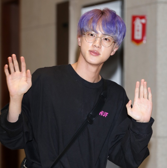 Tú también puedes celebrar este gran logro de Jin (BTS) Tú también puedes celebrar este gran logro de Jin (BTS)