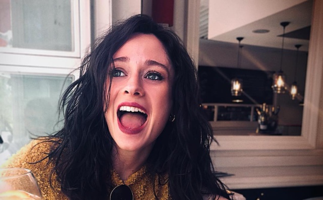 ¡Elena Rivera de pelirroja! La actriz cambia de look para su nueva serie ¡Elena Rivera de pelirroja! La actriz cambia de look para su nueva serie