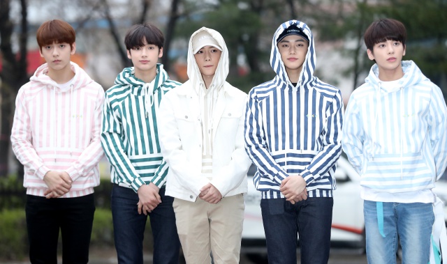 TXT retrasa su regreso por ésta razón y sus seguidores se preocupan TXT retrasa su regreso por ésta razón y sus seguidores se preocupan