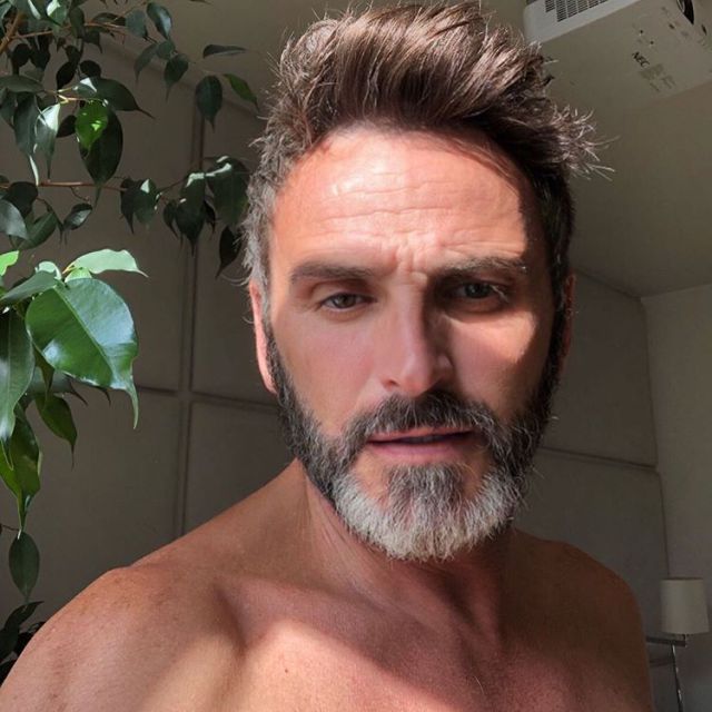 Fernando Tejero se tiñe el pelo y se compara con una actriz de ‘Juego de Tronos’ Fernando Tejero se tiñe el pelo y se compara con una actriz de ‘Juego de Tronos’