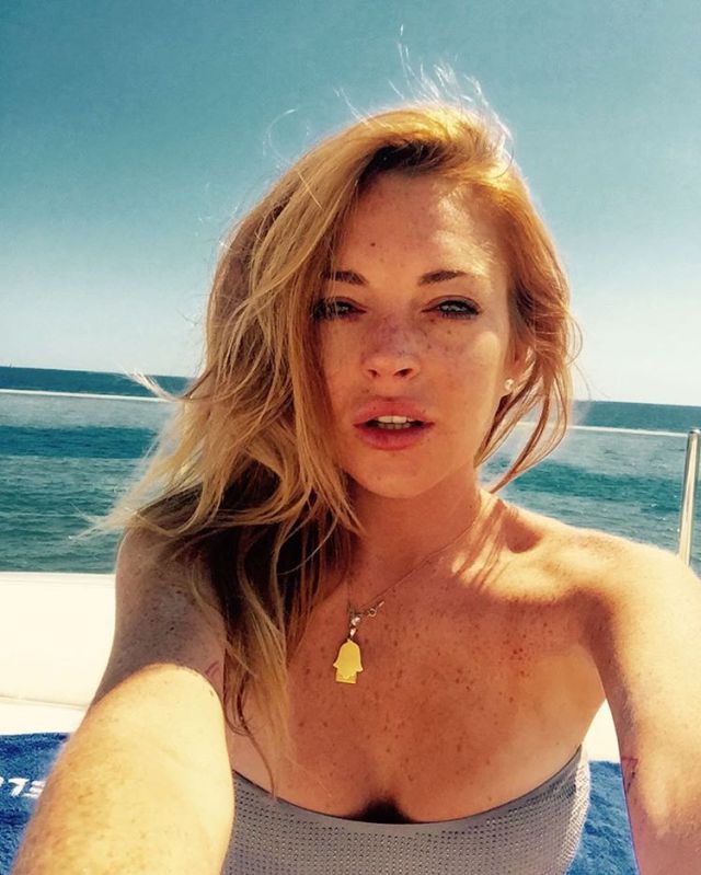 Lindsay Lohan publica single con nombre de antidepresivo Lindsay Lohan publica single con nombre de antidepresivo