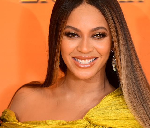 Puede que Beyoncé nos esté adelantando una nueva tendencia capilar Puede que Beyoncé nos esté adelantando una nueva tendencia capilar