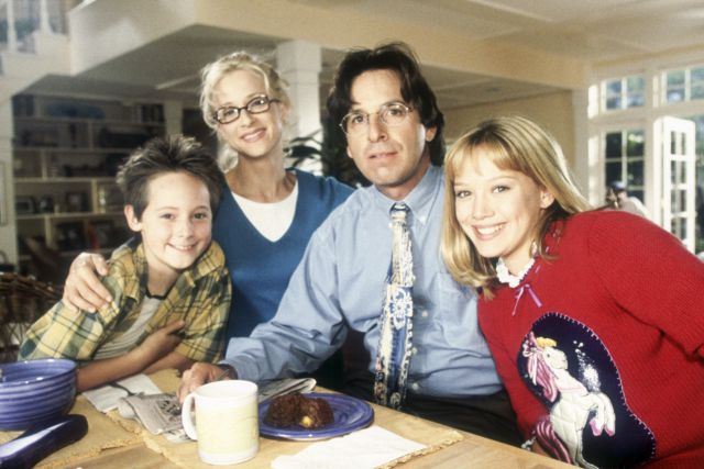 La familia de Lizzie McGuire al completo, en la primera imagen del reboot de la serie La familia de Lizzie McGuire al completo, en la primera imagen del reboot de la serie
