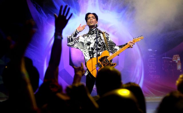 Así suena el nuevo tema inédito de Prince: 'Don't Let Him Fool Ya' Así suena el nuevo tema inédito de Prince: 'Don't Let Him Fool Ya'