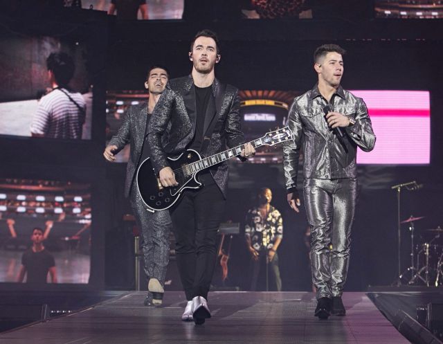 Jonas Brothers Jonas Brothers