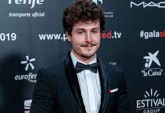 Miki Núñez comparte por primera vez una alfombra roja con su novia Miki Núñez comparte por primera vez una alfombra roja con su novia