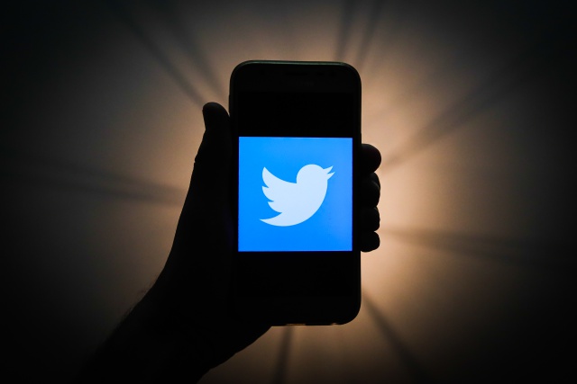 La nueva medida de Twitter afecta a cuentas que cumplen 6 (o más) meses La nueva medida de Twitter afecta a cuentas que cumplen 6 (o más) meses