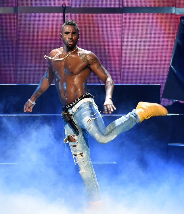 Instagram censura la foto más hot de Jason Derulo por “contenido sexual” Instagram censura la foto más hot de Jason Derulo por “contenido sexual”