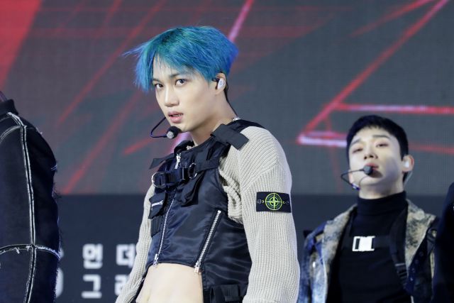 Un artista de K-Pop amenaza con llamar a la policía en pleno directo Un artista de K-Pop amenaza con llamar a la policía en pleno directo