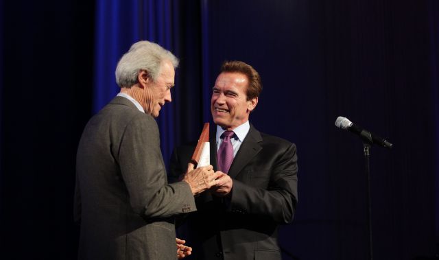 Clint Eastwood y Arnold Schwarzenegger Clint Eastwood y Arnold Schwarzenegger