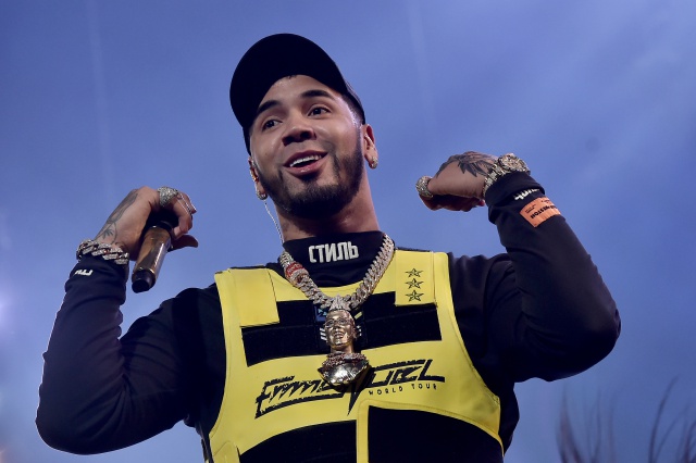 Anuel AA presenta a su hermana: ¿Se parecen? Anuel AA presenta a su hermana: ¿Se parecen?