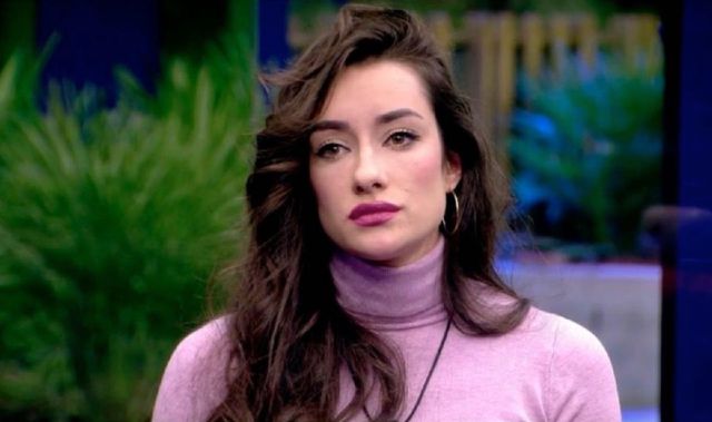 El atrevido cambio de look de Adara antes de su nuevo reality: “¡La que he liado!” El atrevido cambio de look de Adara antes de su nuevo reality: “¡La que he liado!”
