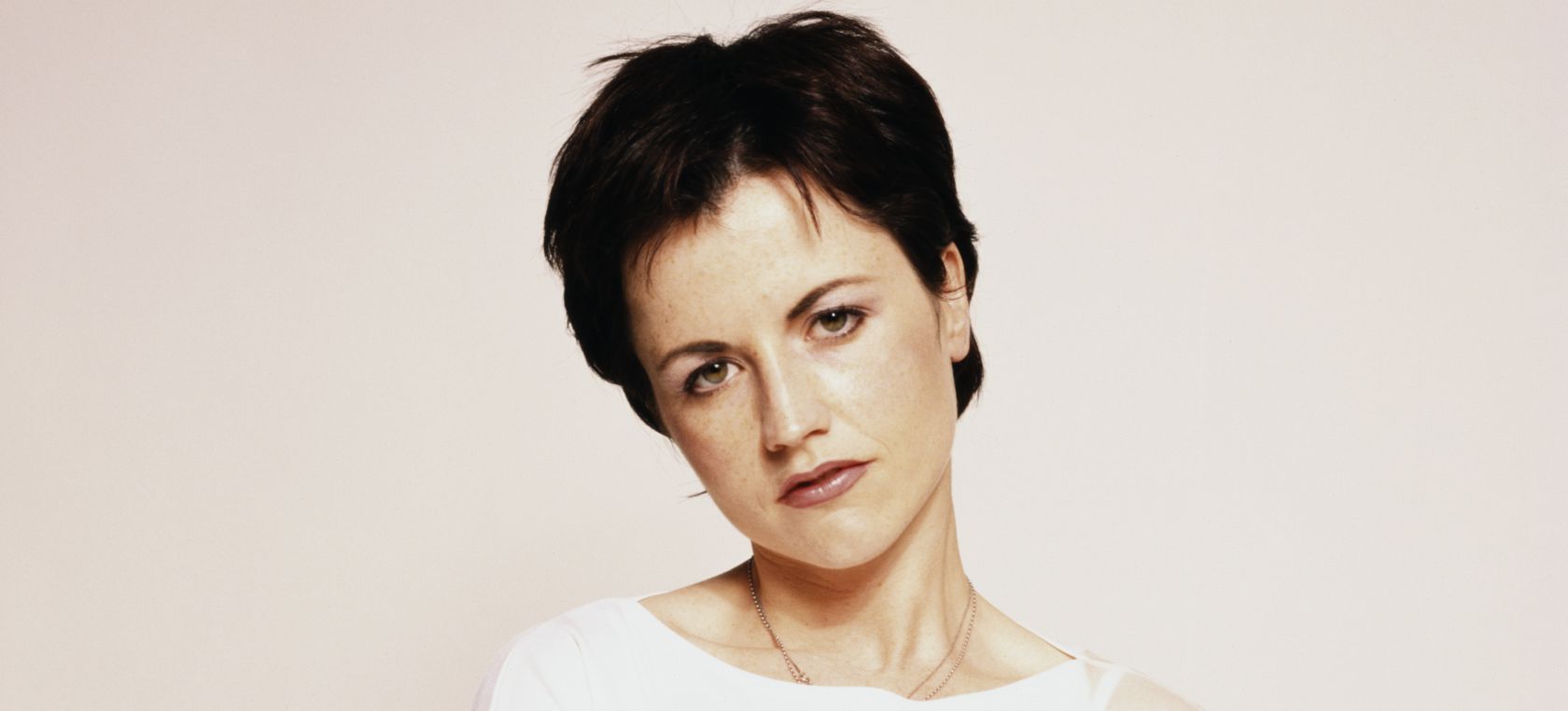 Eterna Dolores O'Riordan Eterna Dolores O'Riordan