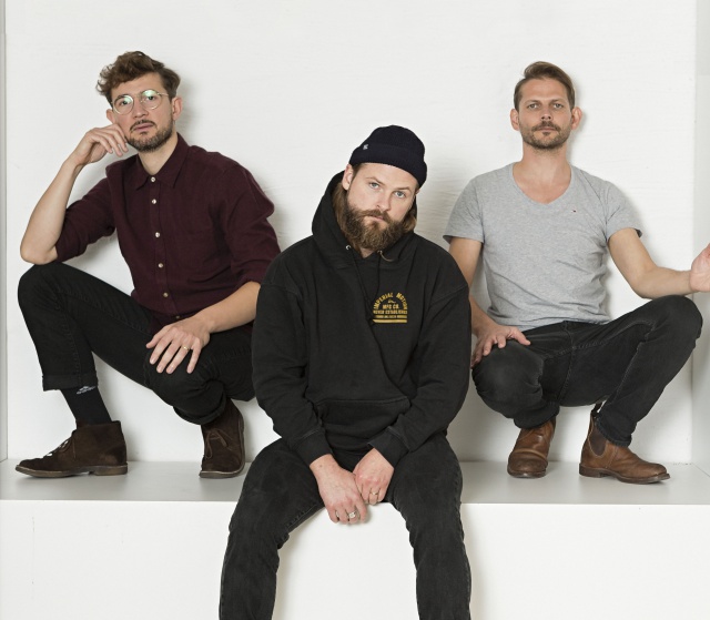Conoce a Mighty Oaks, el trío de folk que visitará España en 2020 Conoce a Mighty Oaks, el trío de folk que visitará España en 2020