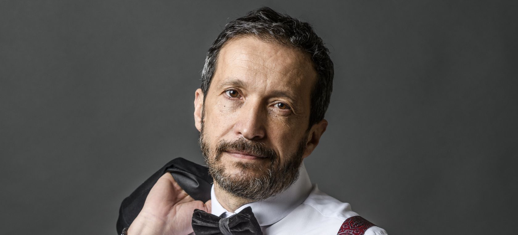 Salvador Calvo, sobre el drama de ‘Adú’: “Un señor de la guerra lo violaba todas las noches” Salvador Calvo, sobre el drama de ‘Adú’: “Un señor de la guerra lo violaba todas las noches”