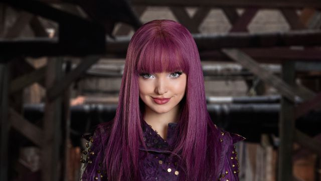 Dove Cameron habla de la cara más oscura de ser estrella Disney Dove Cameron habla de la cara más oscura de ser estrella Disney