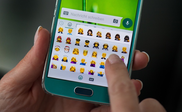 Nuevos emojis de 2020: una mujer en smoking, un ninja y la bandera trans, entre otros Nuevos emojis de 2020: una mujer en smoking, un ninja y la bandera trans, entre otros