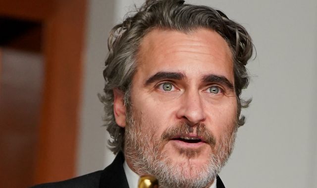 Joaquin Phoenix y Margot Robbie Peter Pan Joaquin Phoenix y Margot Robbie Peter Pan