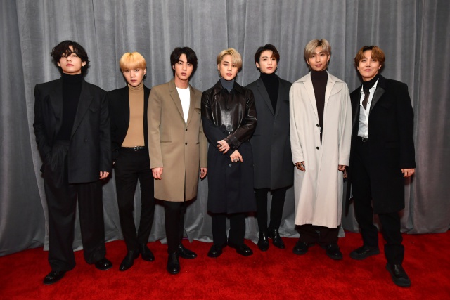 BTS desvela el tracklist de ‘Map Of The Soul: 7’ con Sia entre sus colaboraciones BTS desvela el tracklist de ‘Map Of The Soul: 7’ con Sia entre sus colaboraciones