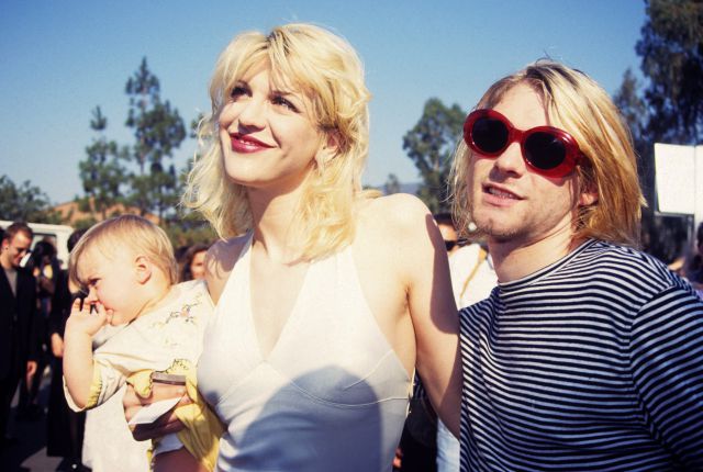 Courtney Love comparte un emotivo homenaje a Kurt Cobain en el aniversario de su boda Courtney Love comparte un emotivo homenaje a Kurt Cobain en el aniversario de su boda