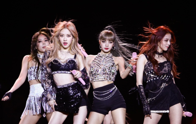 BLACKPINK publica su nuevo proyecto BLACKPINK publica su nuevo proyecto