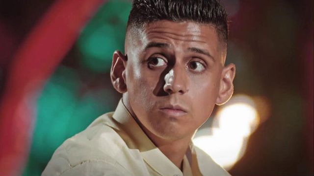 Christofer (‘La isla de las tentaciones’) se hace un retoque en la cara tras los comentarios de la gente Christofer (‘La isla de las tentaciones’) se hace un retoque en la cara tras los comentarios de la gente